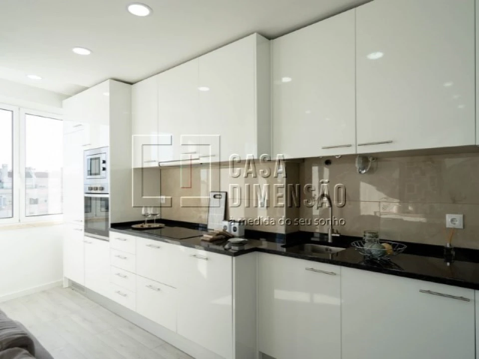 Apartamento T3 para Venda em Benfica Foto 14