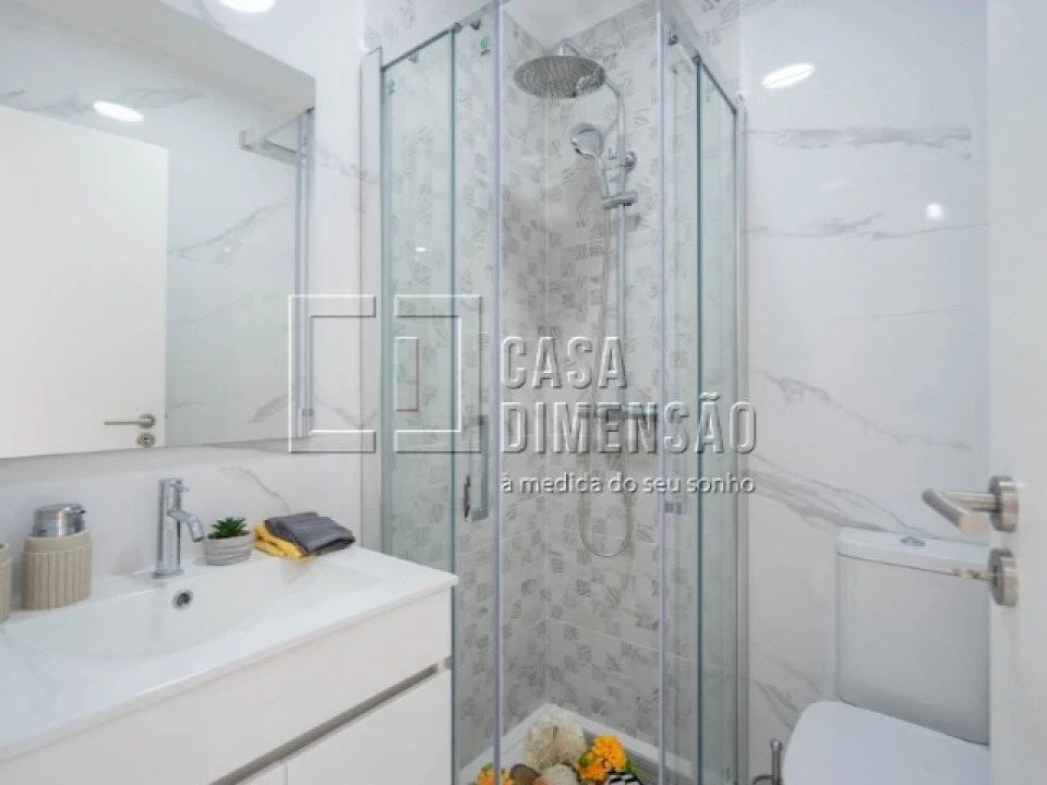 Apartamento T3 para Venda em Benfica Foto 17