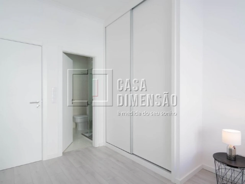 Apartamento T3 para Venda em Benfica Foto 32