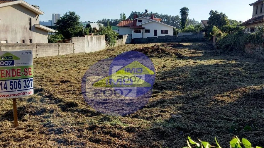Terreno para Venda em Cortegaça