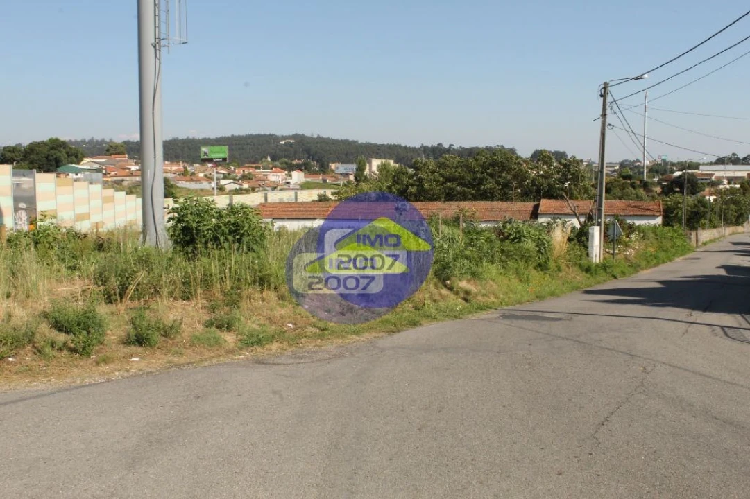 Terreno para Venda em Mozelos Foto 4