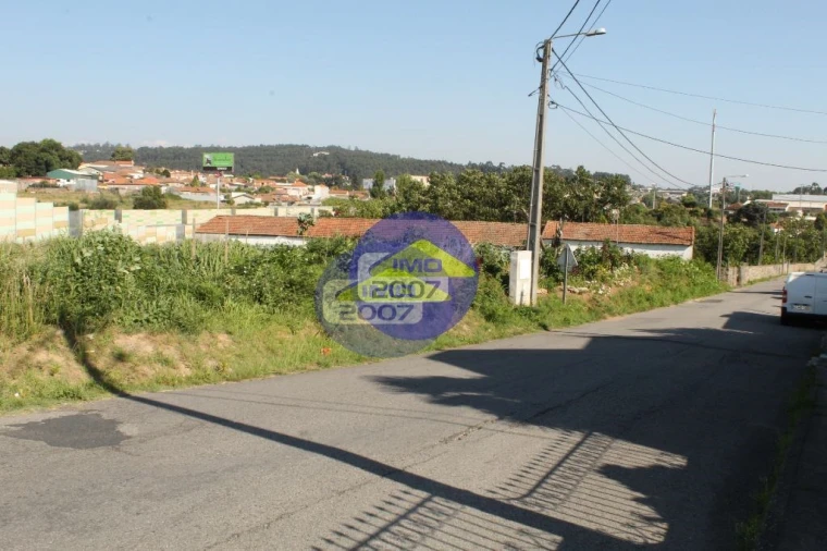 Terreno para Venda em Mozelos Foto 6