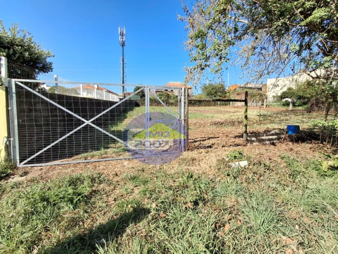 Terreno para Venda em Esmoriz Foto 1