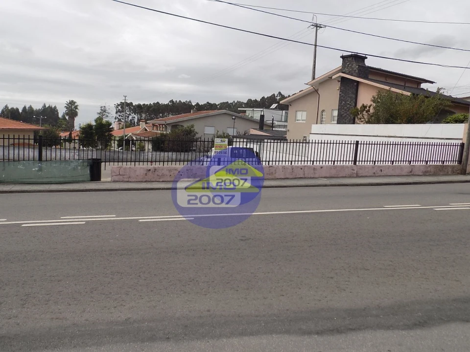 Terreno para Venda em São João de Ver Foto 1