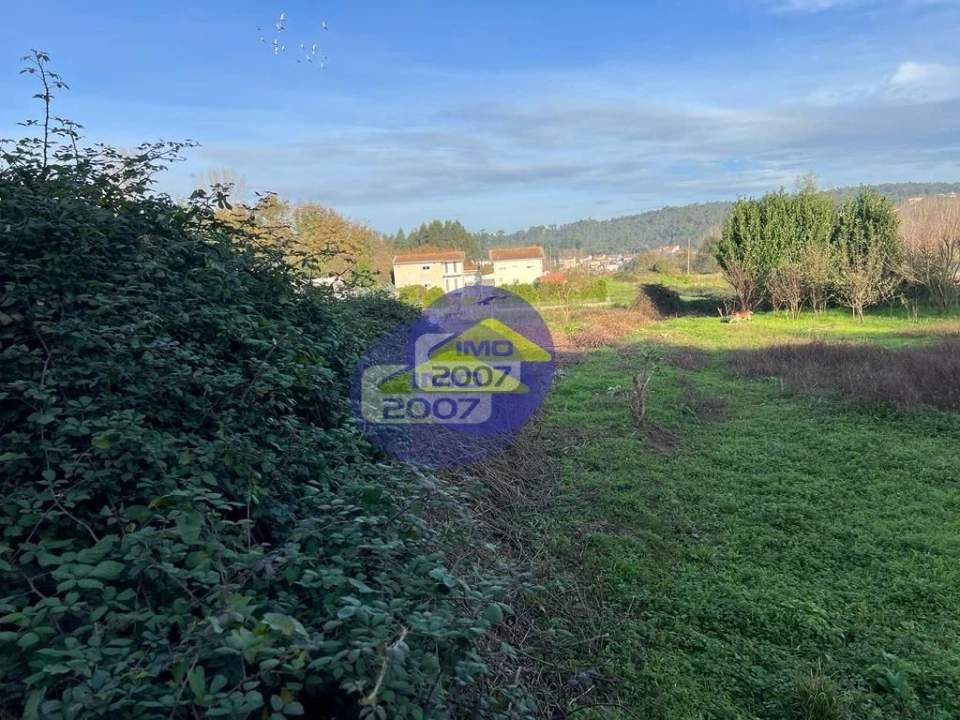 Terreno para Venda em Fiães Foto 4