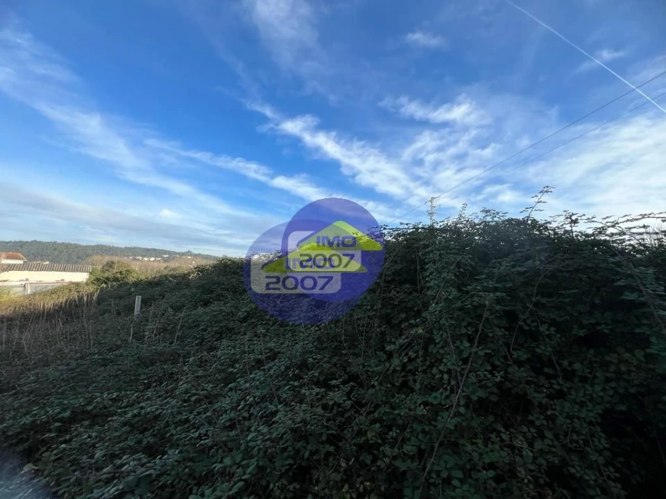 Terreno para Venda em Fiães Foto 11