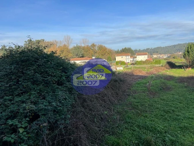 Terreno para Venda em Fiães Foto 3