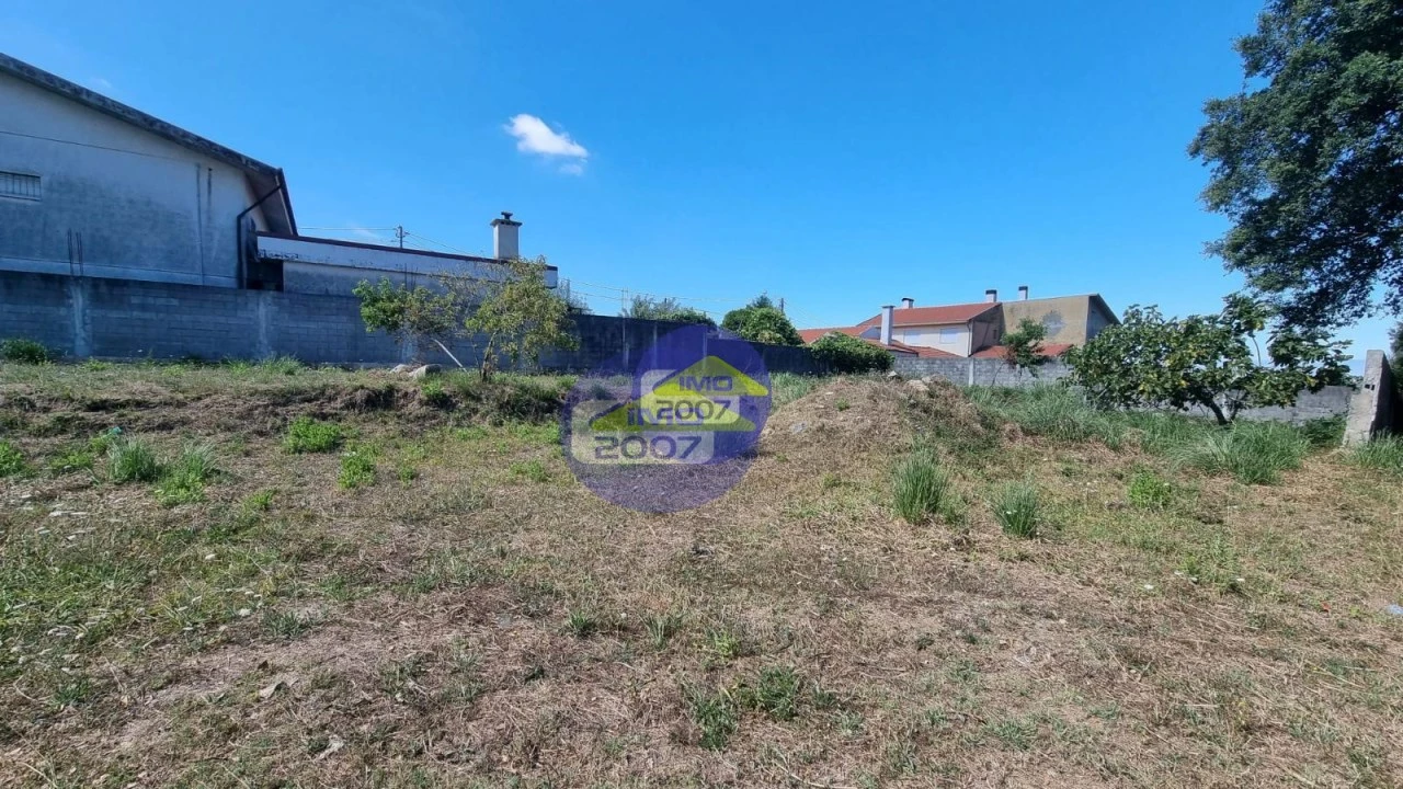 Terreno para Venda em Nogueira da Regedoura Foto 6