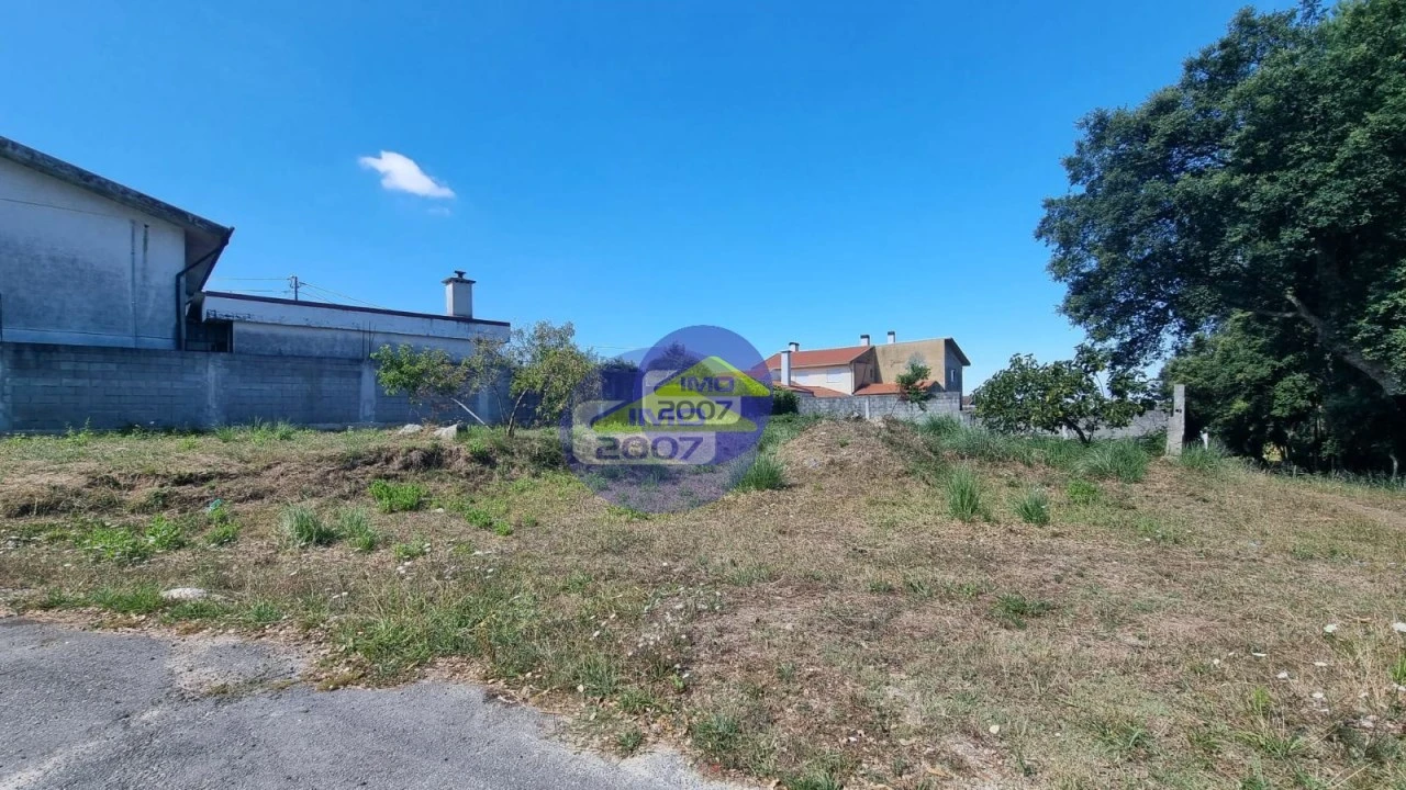 Terreno para Venda em Nogueira da Regedoura Foto 10