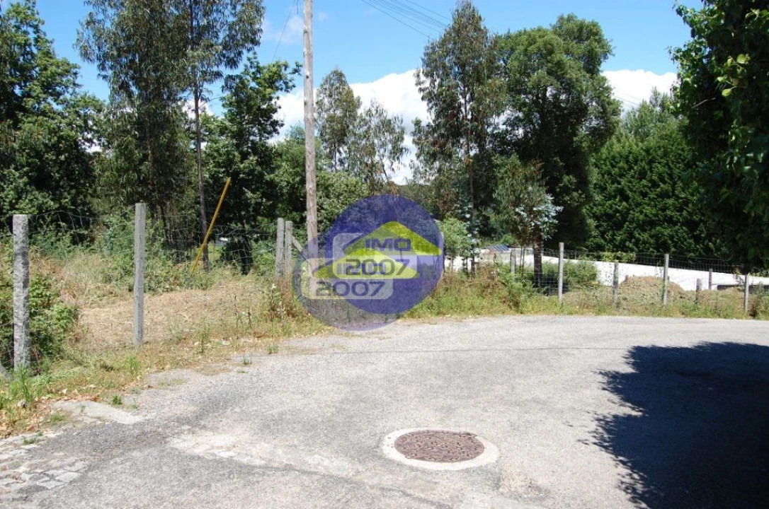 Terreno para Venda em Grijó e Sermonde Foto 5