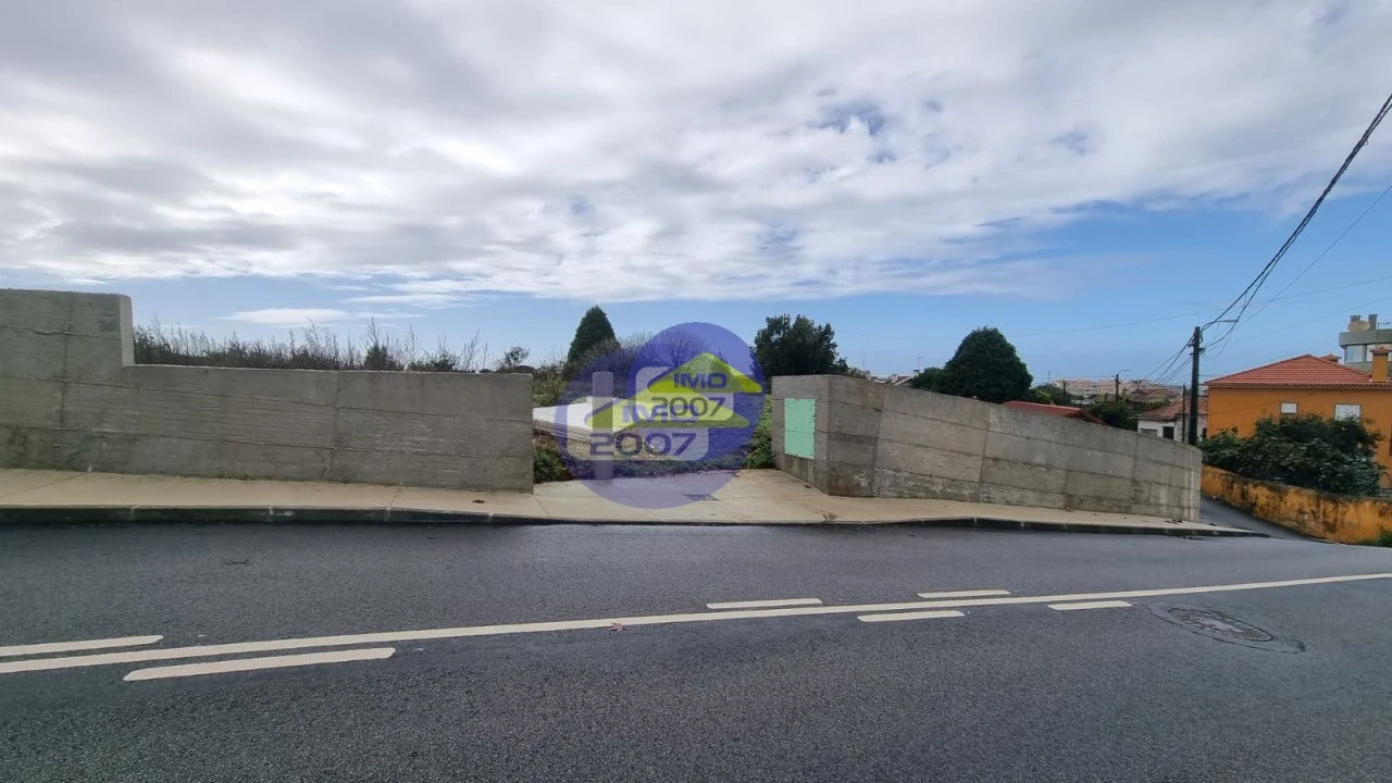 Terreno para Venda em Esmoriz Foto 3