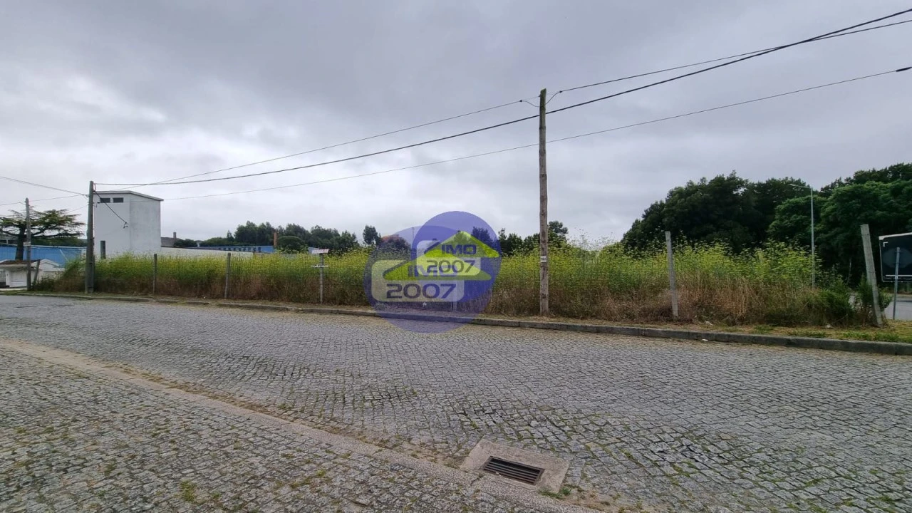 Terreno para Venda em Mozelos Foto 12
