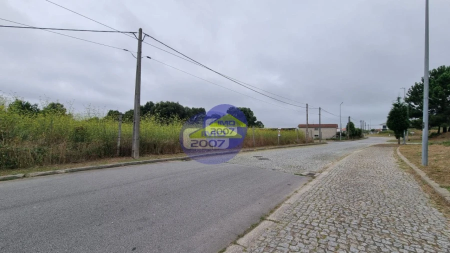 Terreno para Venda em Mozelos Foto 9