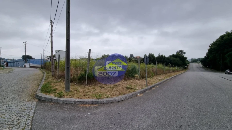 Terreno para Venda em Mozelos Foto 15