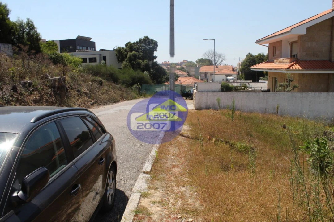 Terreno para Venda em Canelas Foto 8