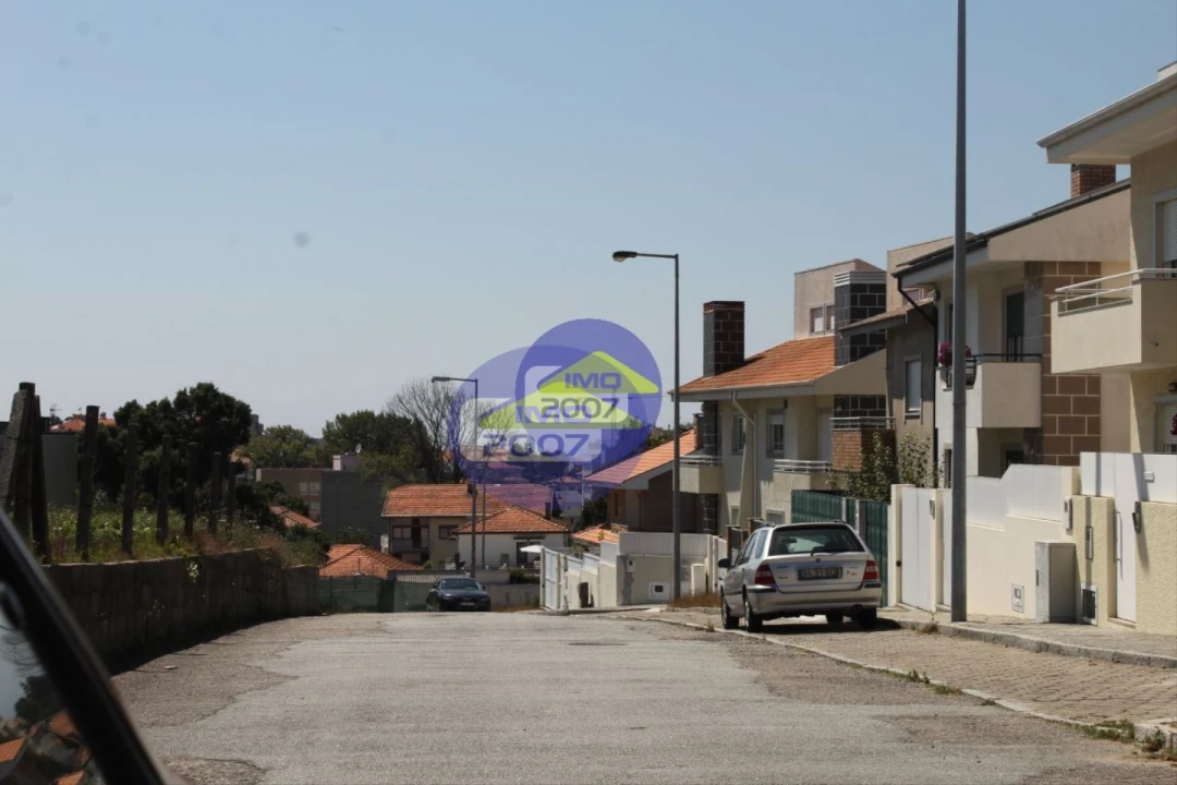 Terreno para Venda em Canelas Foto 11