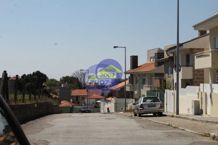 Terreno para Venda em Canelas Foto 11