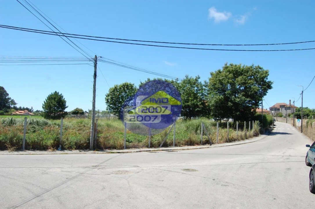 Terreno para Venda em Anta e Guetim Foto 10