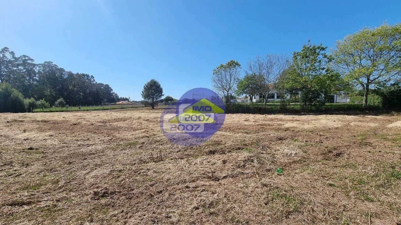 Terreno para Venda em Anta e Guetim Foto 27