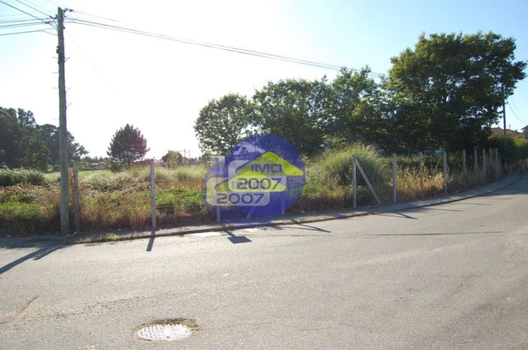 Terreno para Venda em Anta e Guetim Foto 22