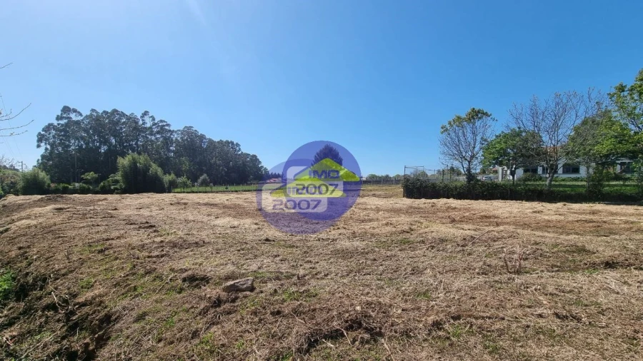 Terreno para Venda em Anta e Guetim Foto 26