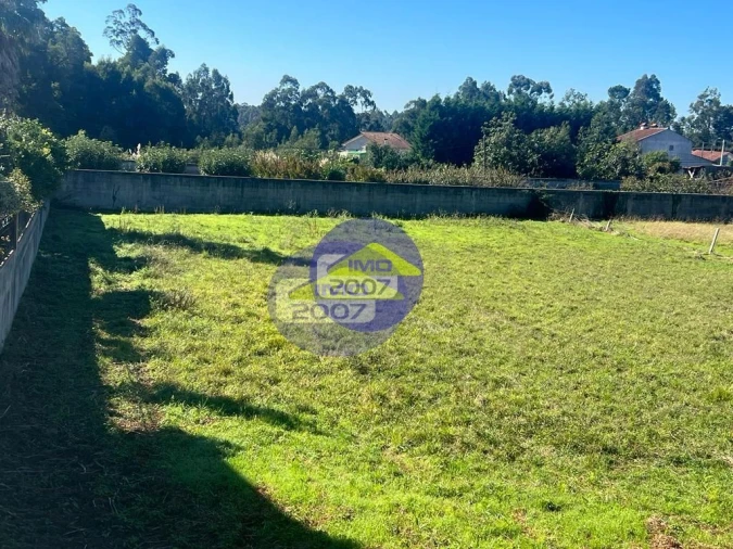 Terreno para Venda em Nogueira da Regedoura Foto 4