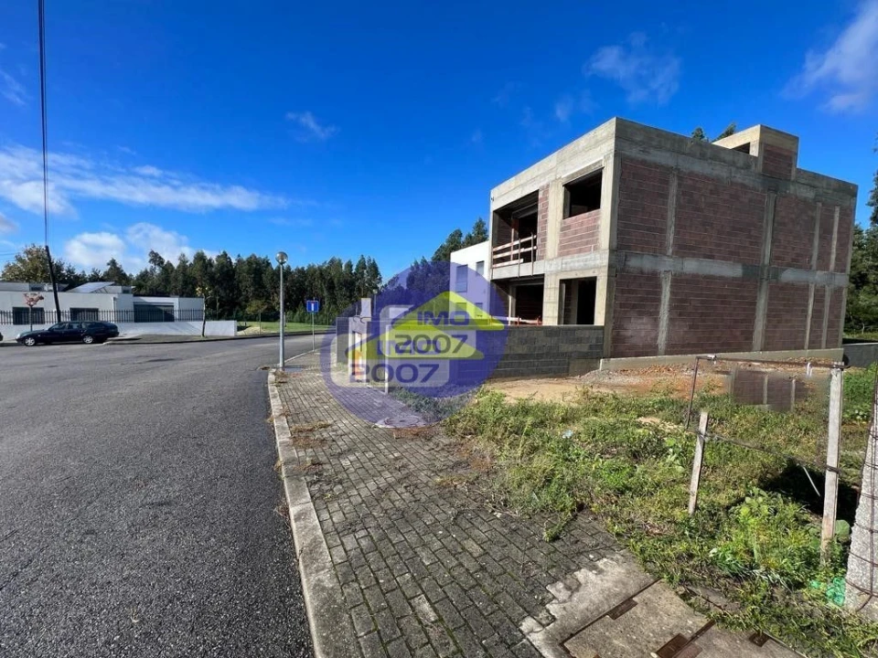 Terreno para Venda em Lobão, Gião, Louredo e Guisande Foto 10