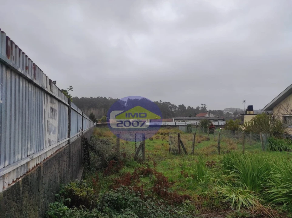 Terreno para Venda em Grijó e Sermonde Foto 2