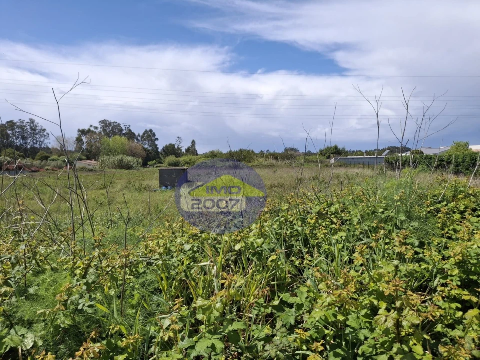 Terreno para Venda em Esmoriz Foto 1