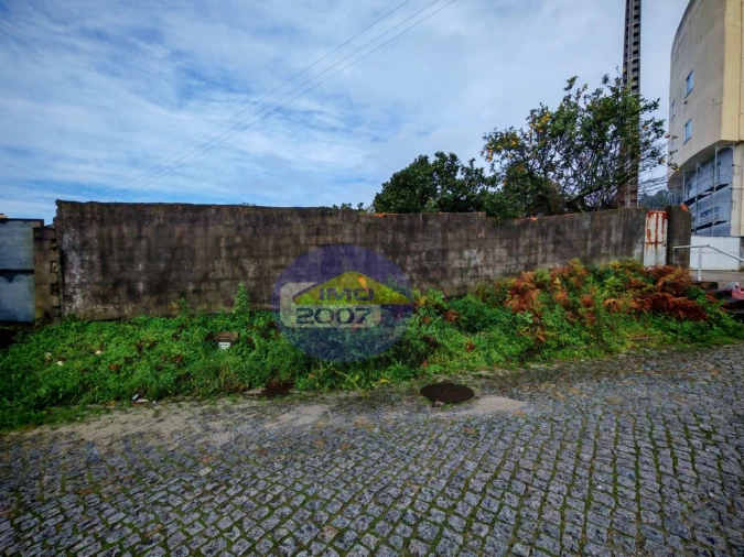 Terreno para Venda em Mozelos Foto 1