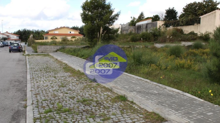 Terreno para Venda em São João de Ver