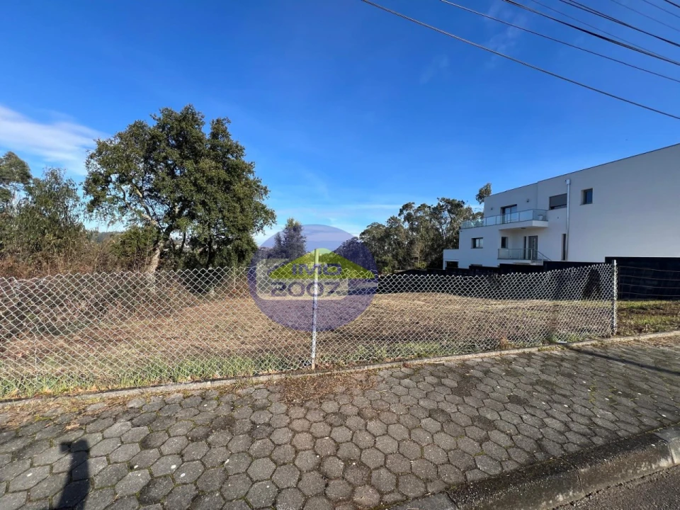 Terreno para Venda em Sandim, Olival, Lever e Crestuma Foto 3