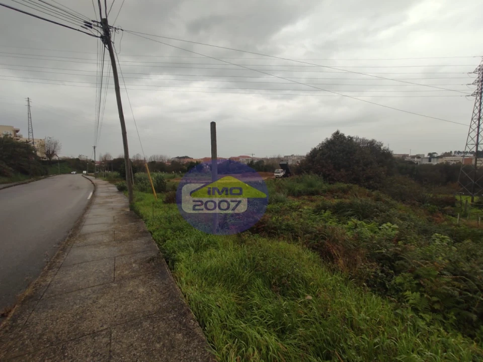 Terreno para Venda em Anta e Guetim Foto 4