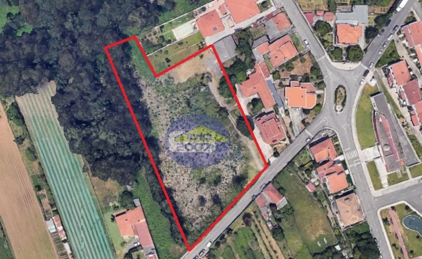 Terreno para Venda em Nogueira da Regedoura