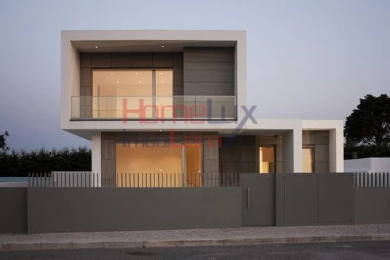 Terreno para Venda em Vila de Cucujães