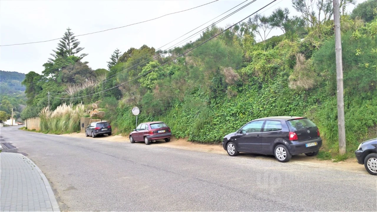 Terreno para Venda em Alcabideche Foto 3