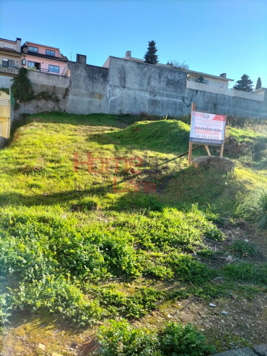 Terreno para Venda em Fânzeres e São Pedro da Cova Foto 5