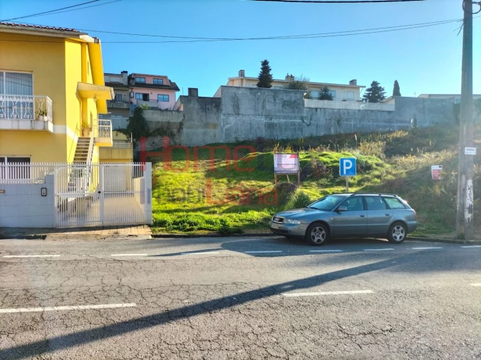 Terreno para Venda em Fânzeres e São Pedro da Cova Foto 11