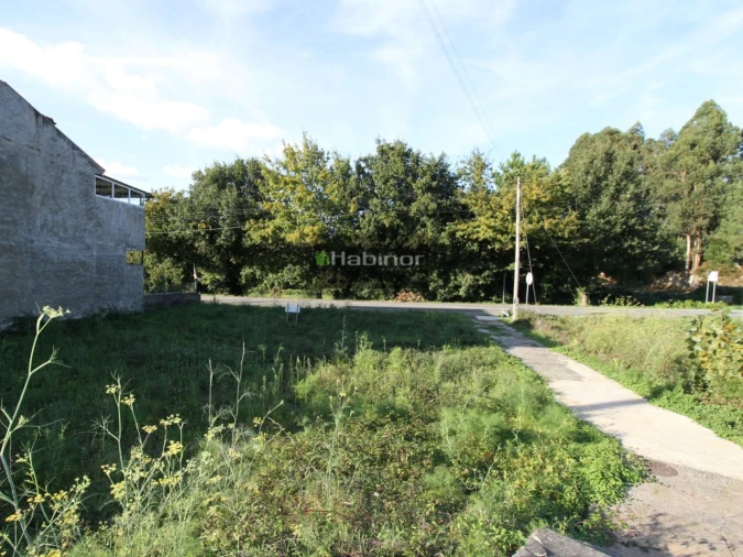 Terreno para Venda em Geraz do Lima (Santa Maria, Santa Leocádia, Moreira), Deão