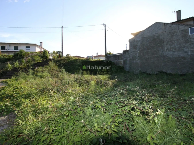 Terreno para Venda em Geraz do Lima (Santa Maria, Santa Leocádia, Moreira), Deão Foto 3