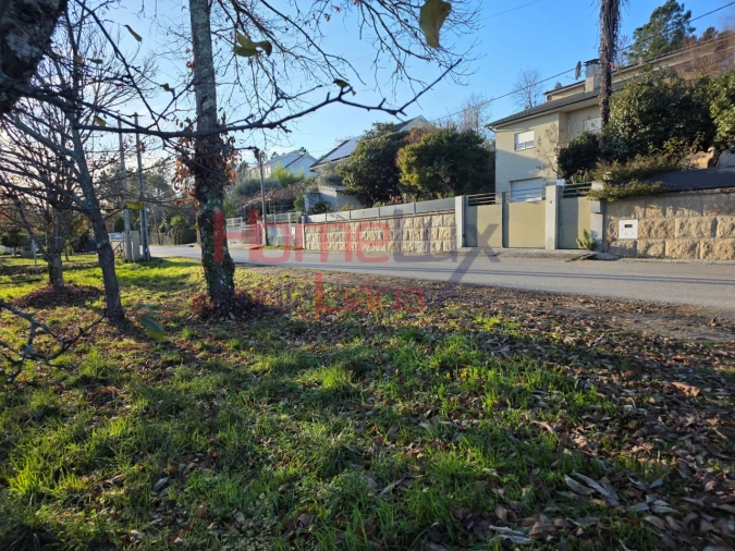 Terreno para Venda em Barreiros e Cepões Foto 1