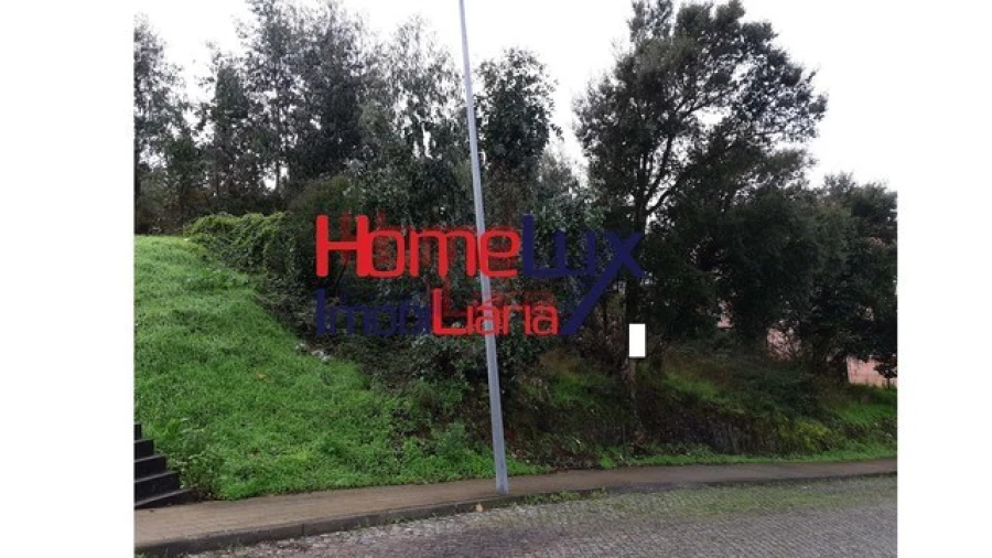 Terreno para Venda em Fânzeres e São Pedro da Cova Foto 2