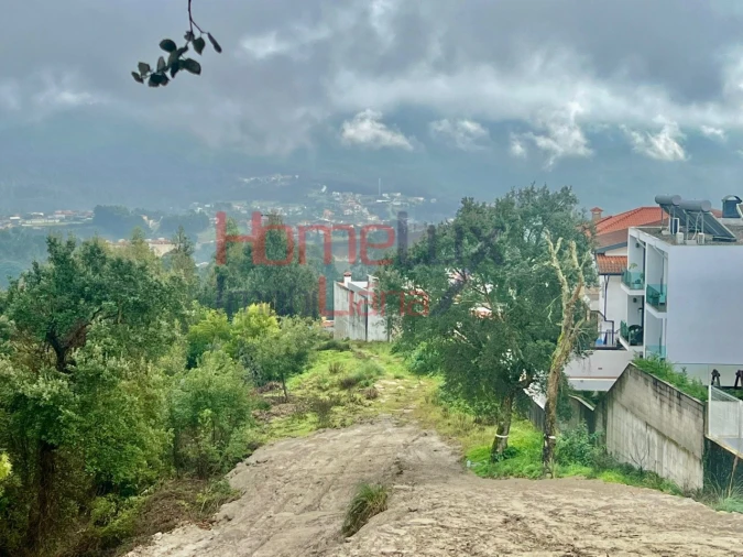 Terreno para Venda em Fânzeres e São Pedro da Cova Foto 2