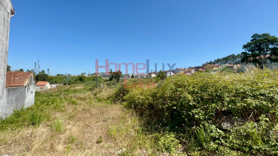 Terreno para Venda em Fânzeres e São Pedro da Cova Foto 6