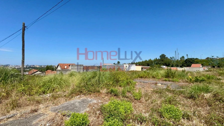 Terreno para Venda em Fânzeres e São Pedro da Cova Foto 13