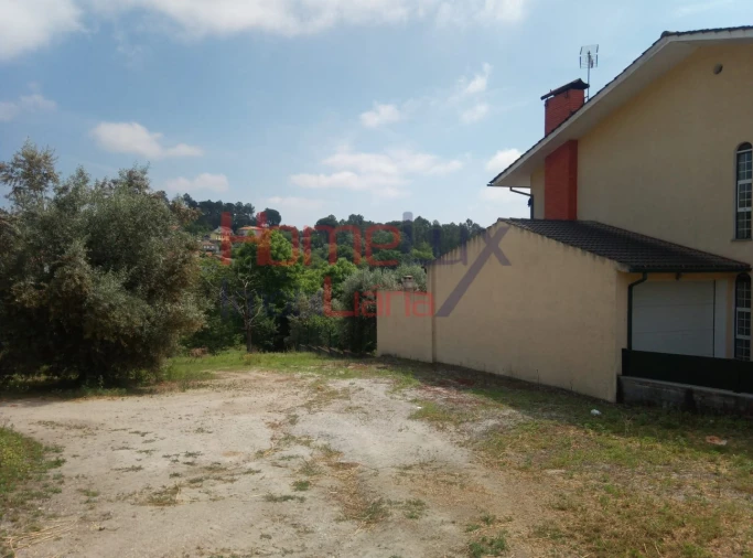 Terreno para Venda em São Cipriano e Vil de Souto Foto 6
