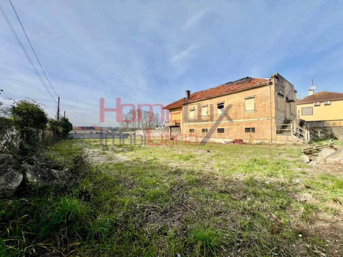 Terreno para Venda em Campanhã Foto 3