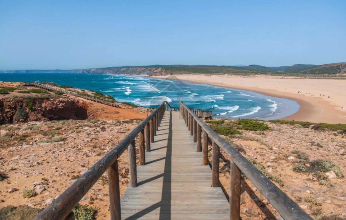 Terreno para Venda em Vila do Bispo e Raposeira Foto 3