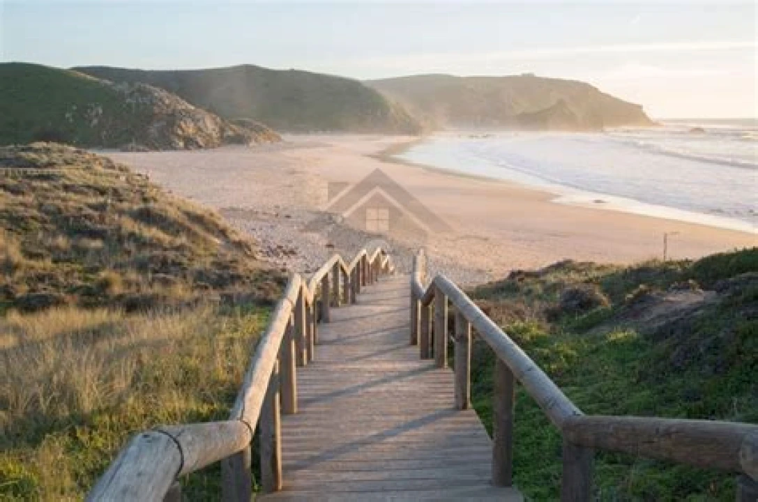 Terreno para Venda em Vila do Bispo e Raposeira Foto 8