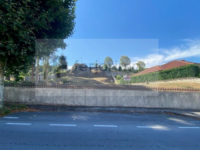Terreno para Venda em Urgezes Foto 4